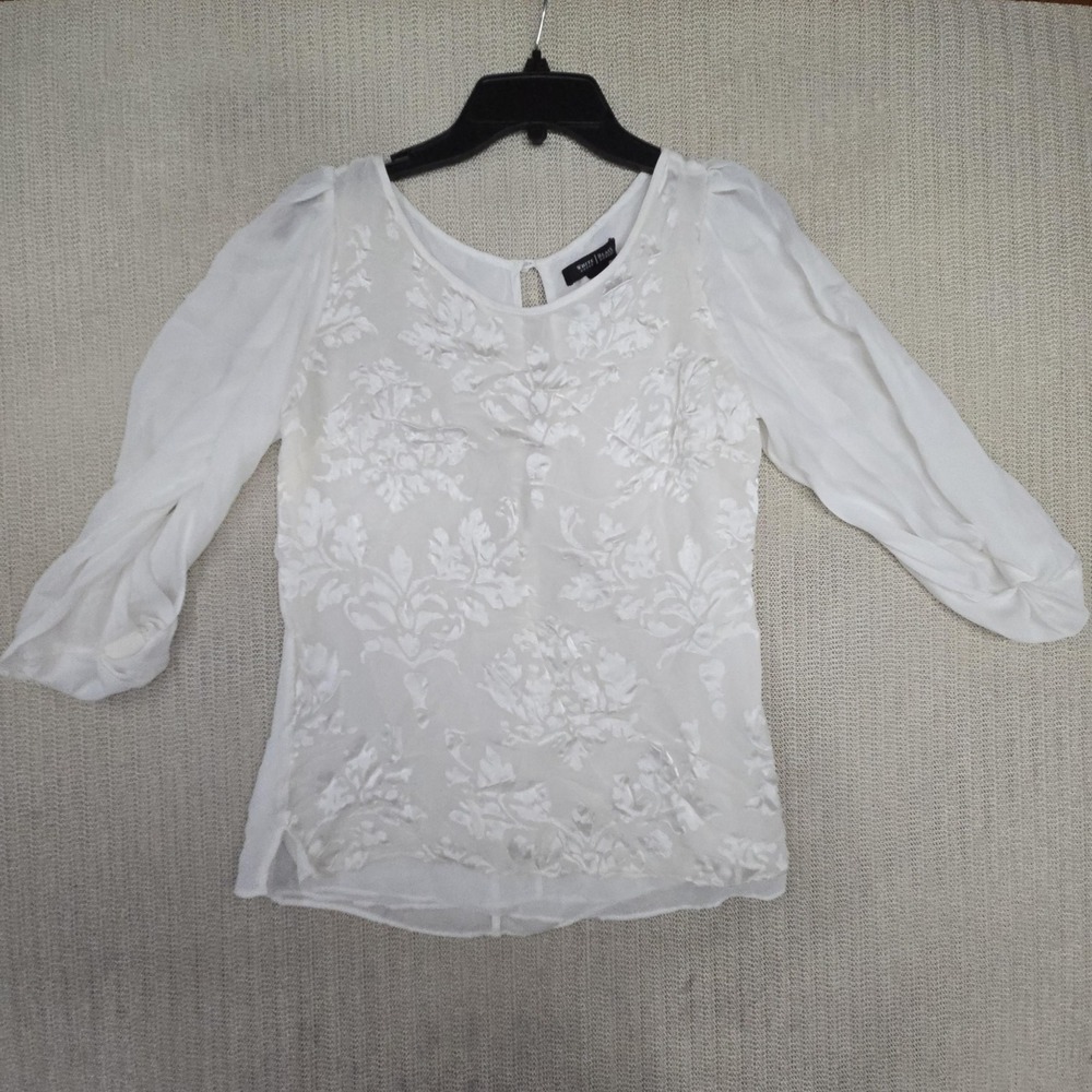 White House Black Market Blouse Womens 6 White Embroidered Sheer 3/4 Sleeve